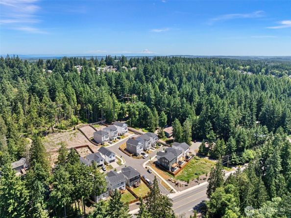 12819 Springboard Avenue NW, Silverdale WA 98383