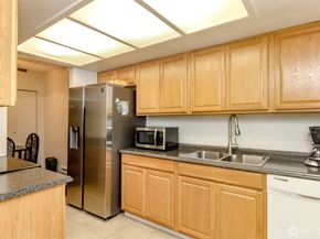 17514 151st Avenue SE 116, Renton WA 98058