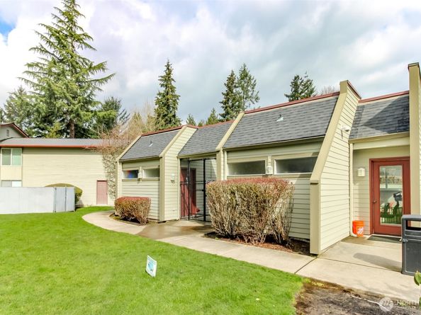 17514 151st Avenue SE 116, Renton WA 98058