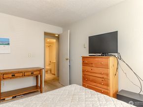 17514 151st Avenue SE 116, Renton WA 98058