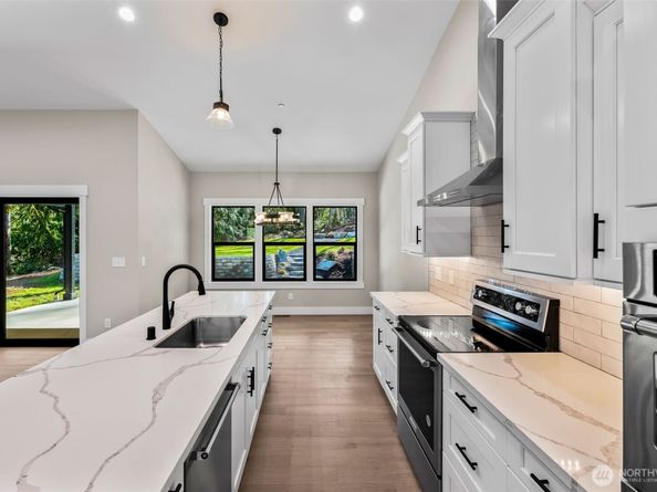 9300 Rustic Rock Lane SE, Port Orchard WA 98366