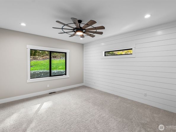 9300 Rustic Rock Lane SE, Port Orchard WA 98366