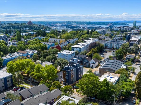 115 22nd Avenue B, Seattle WA 98122
