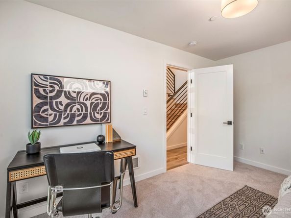 115 22nd Avenue B, Seattle WA 98122