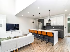 6719 Carleton Avenue S B, Seattle WA 98108