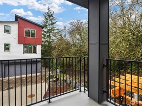 26582 NE 143rd Street 01, Duvall WA 98019