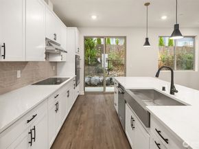 26582 NE 143rd Street 01, Duvall WA 98019