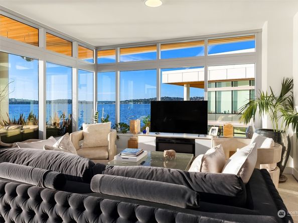 1250 Alki Avenue SW PHC, Seattle WA 98116