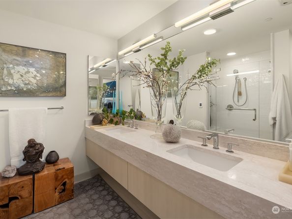 1250 Alki Avenue SW PHC, Seattle WA 98116