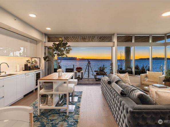 1250 Alki Avenue SW PHC, Seattle WA 98116