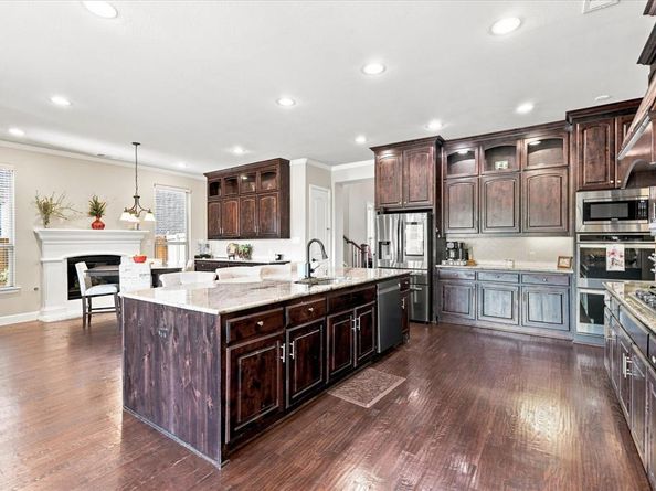 8225  Bonny Bank  , The Colony Texas 75056