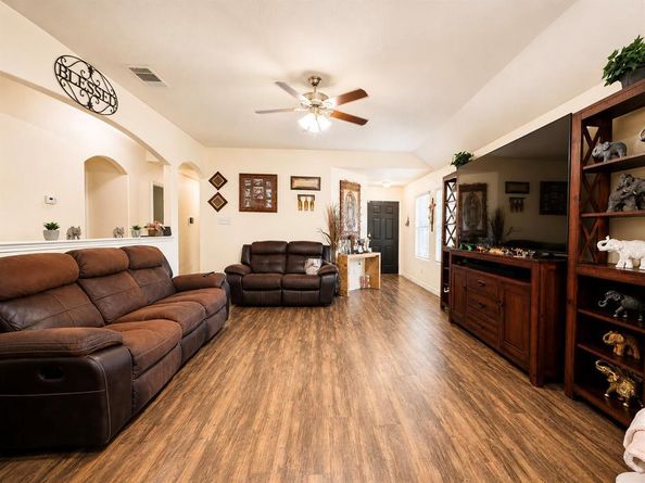 12802  Kyla Jean Court , Dallas Texas 75253
