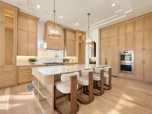 3733  Clover Lane , Dallas Texas 75220