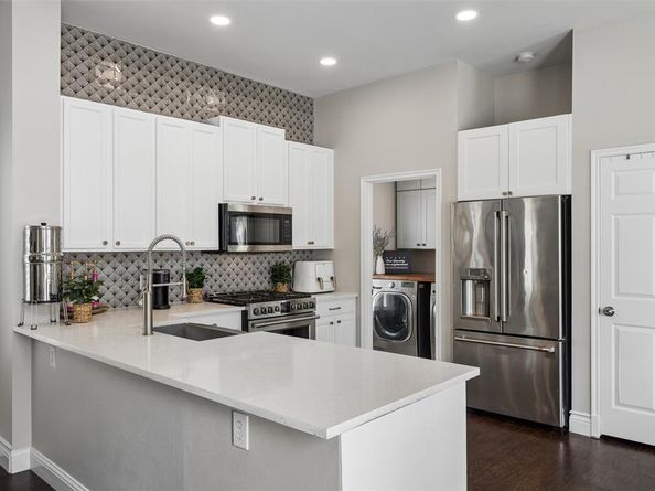 1117  King George Lane , Savannah Texas 76227