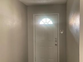 876  Dogwood Trail , Lancaster Texas 75146