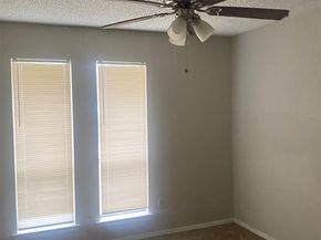 876  Dogwood Trail , Lancaster Texas 75146