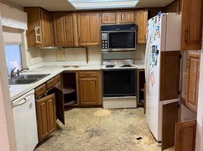 2008  Gardanne Lane , Carrollton Texas 75007