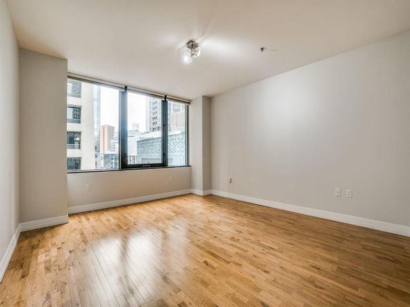 1200  Main Street  408, Dallas Texas 75202