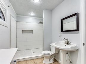 3005  6th Avenue , Fort Worth Texas 76110