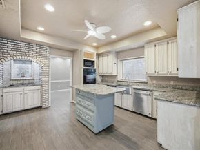 6606  Canalview Drive , Arlington Texas 76016