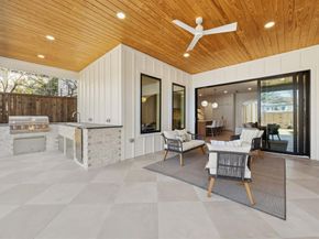 2015  Euclid Avenue , Dallas Texas 75206