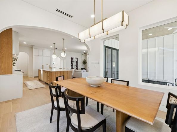 2015  Euclid Avenue , Dallas Texas 75206