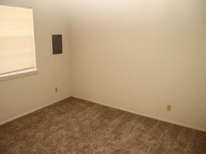 401  Hallvale Drive , White Settlement Texas 76108