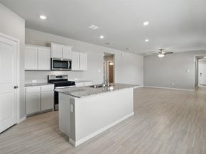 712  SHADED GROVE Drive , Denton Texas 76259