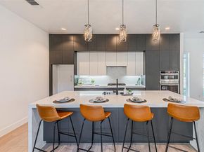 4319  Sylvester Street , Dallas Texas 75219