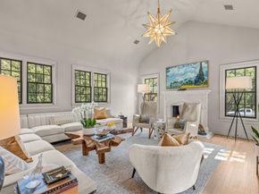 2336  Medford Court E, Fort Worth Texas 76109