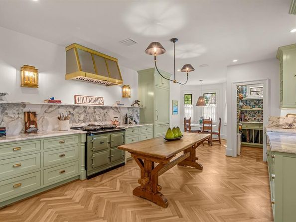 2336  Medford Court E, Fort Worth Texas 76109