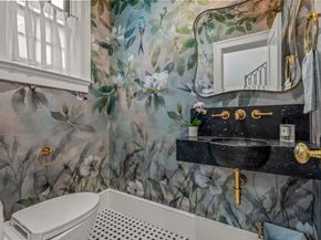 2336  Medford Court E, Fort Worth Texas 76109