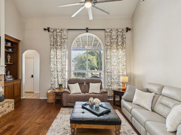 823  Patricia Drive , Allen Texas 75002