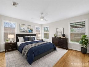 311 N Tennant Street , Dallas Texas 75208