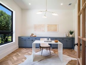 5836  Kenwood Avenue , Dallas Texas 75206