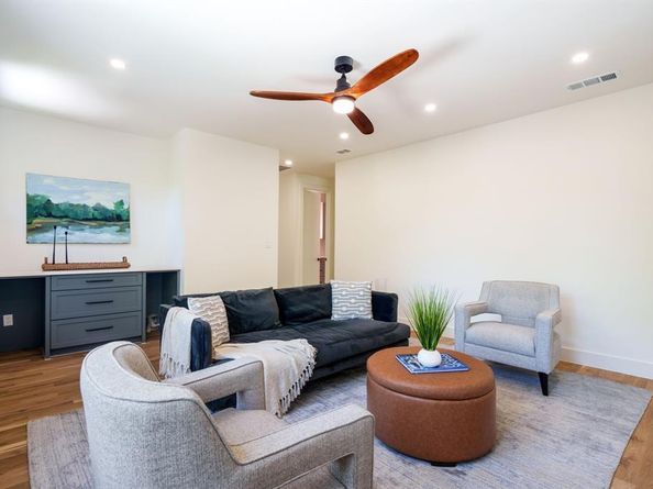 5836  Kenwood Avenue , Dallas Texas 75206