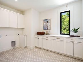 5836  Kenwood Avenue , Dallas Texas 75206