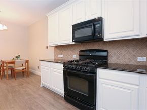 6819  Deseo  , Irving Texas 75039