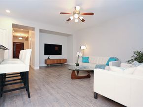 6819  Deseo  , Irving Texas 75039