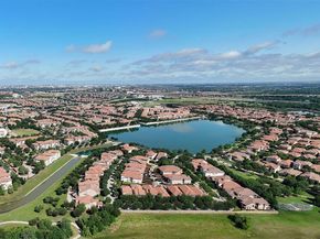 6819  Deseo  , Irving Texas 75039