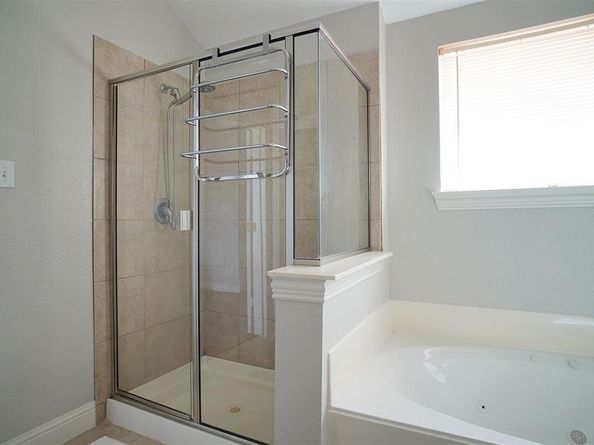 6819  Deseo  , Irving Texas 75039