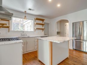 4516  Collinwood Avenue , Fort Worth Texas 76107