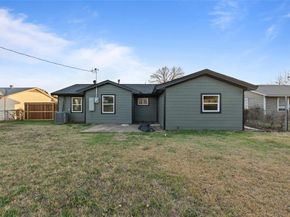 8423  Glen Regal Drive , Dallas Texas 75243