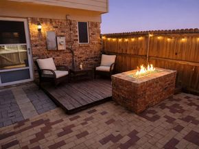 17  Abbey Road , Euless Texas 76039