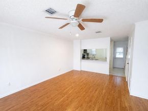 17  Abbey Road , Euless Texas 76039