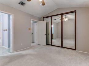 17  Abbey Road , Euless Texas 76039