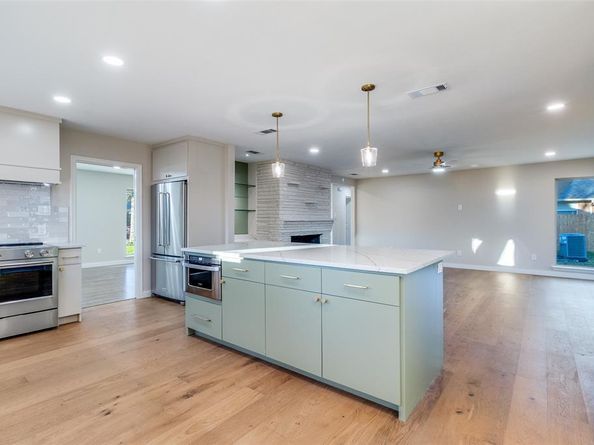 7006  Town North Drive , Dallas Texas 75231