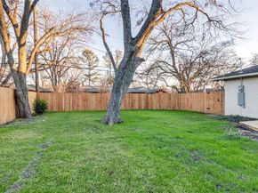 7006  Town North Drive , Dallas Texas 75231