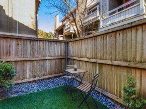 5200  Martel Avenue  9B, Dallas Texas 75206