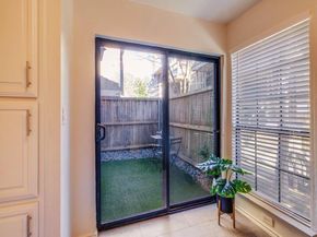 5200  Martel Avenue  9B, Dallas Texas 75206